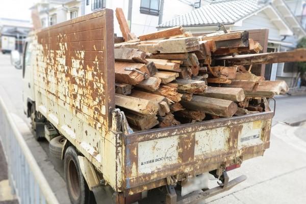 伐採後の木の処分・運搬